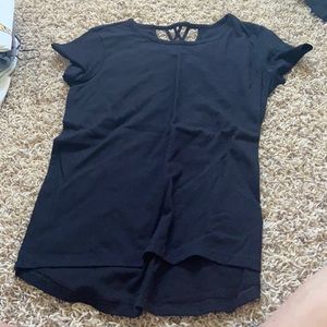 black t shirt